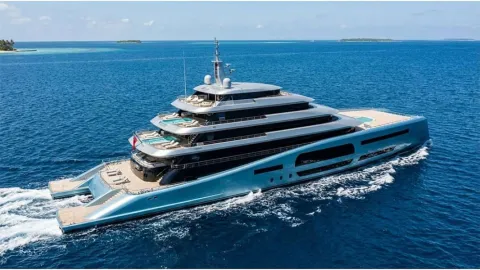Catamaran Mega Yacht 120m Aft Deck