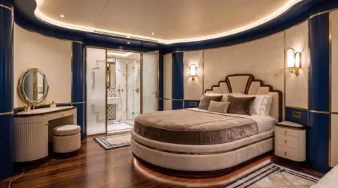 37m Sailing Yacht Owner Cabin